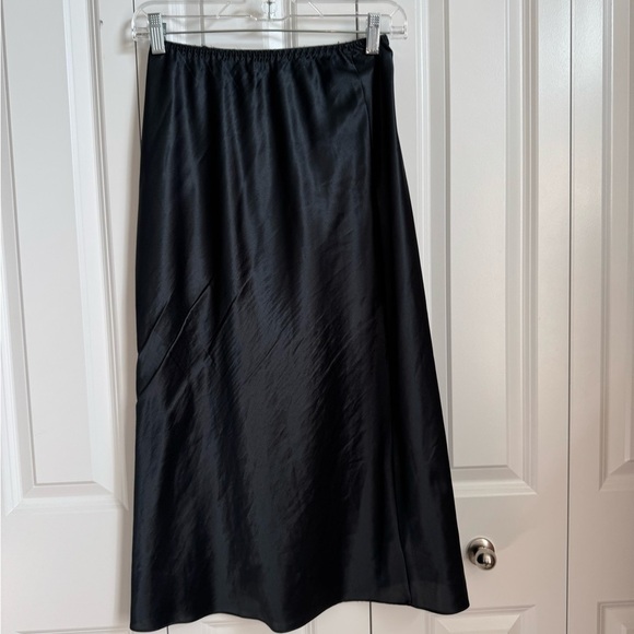 Calvin Klein Black Long Slip Small - Picture 2 of 7